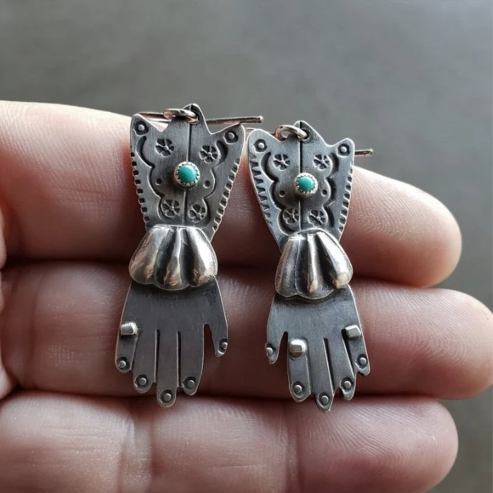 La mano bendita earrings