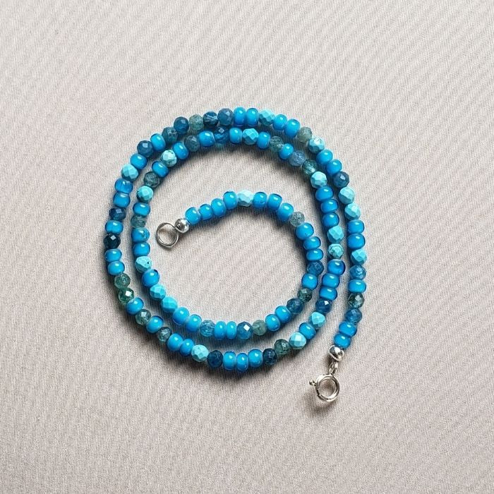 Turquoise beaded necklace