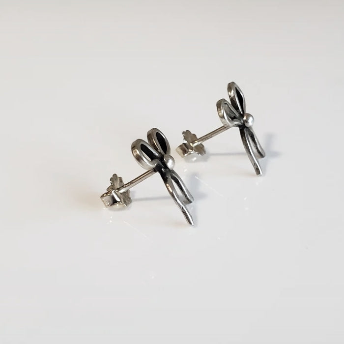 Silver bow earrings