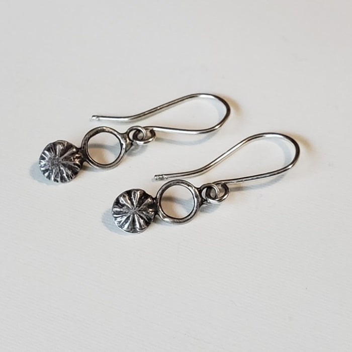 Marea noir drop earrings