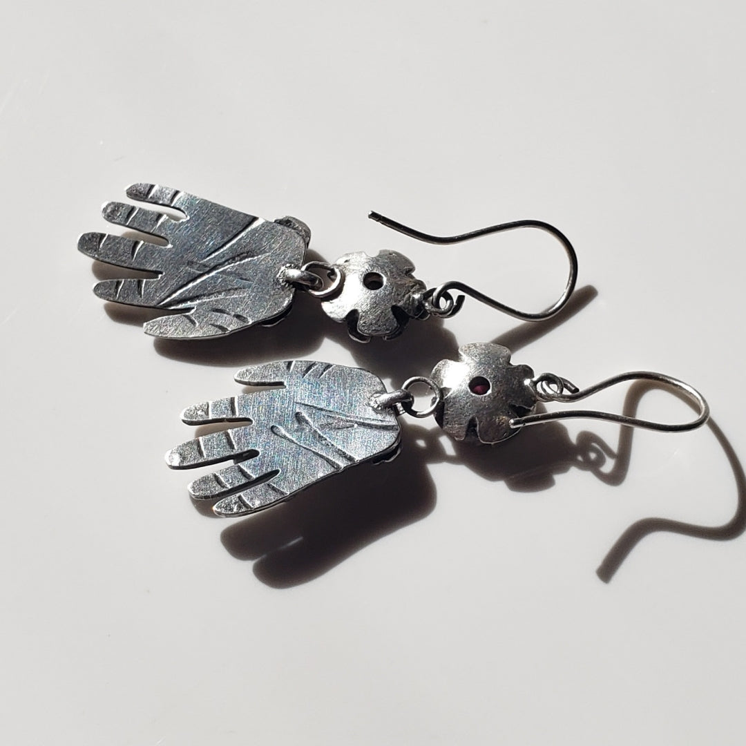 Hand earrings