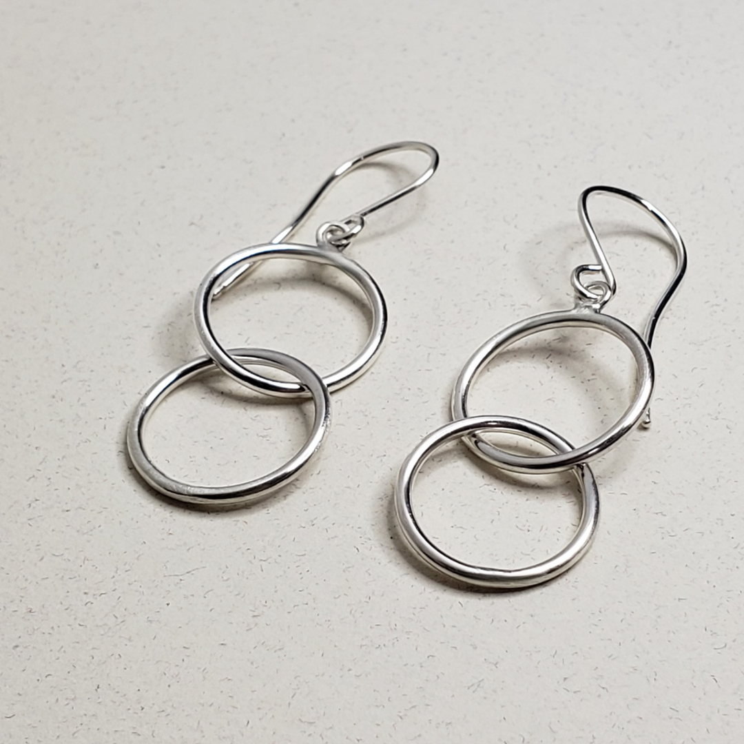 Double hoop earrings