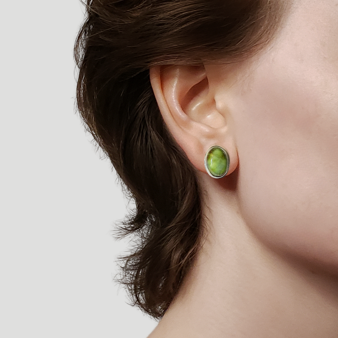 Oval gemstone stud earrings