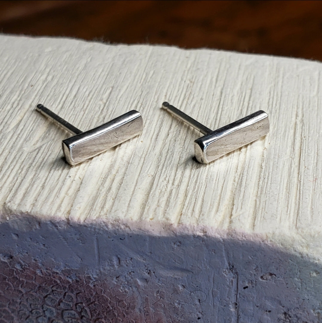 Textured silver bar earrings