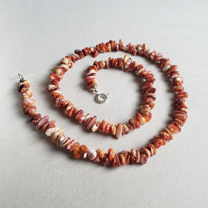 Spiny oyster shell necklace