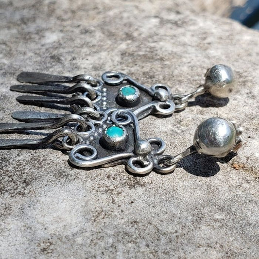 Vintage inspired turquoise dangle earrings