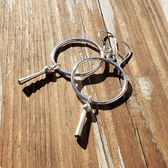 Silver earrings with dangle