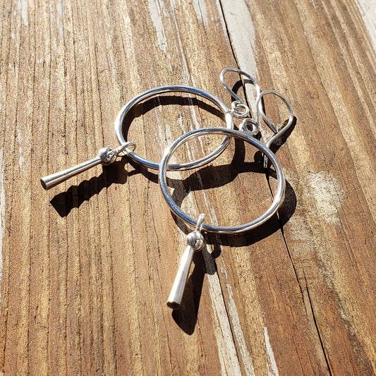 Silver earrings with dangle