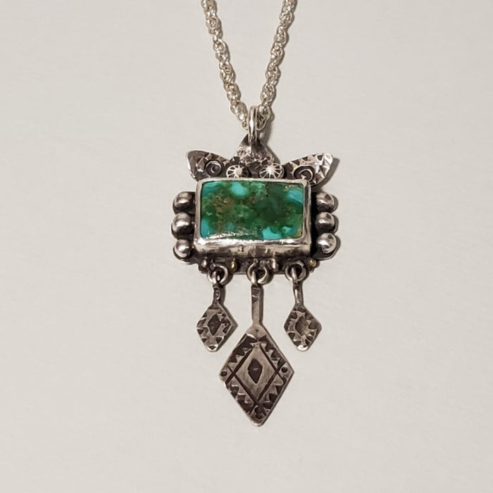 Turquoise pendant necklace