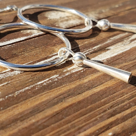 Silver earrings with dangle