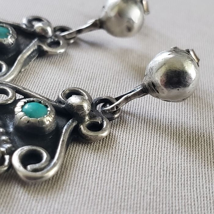 Vintage inspired turquoise dangle earrings