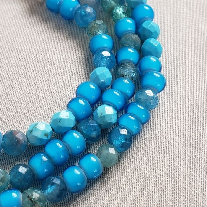 Turquoise beaded necklace